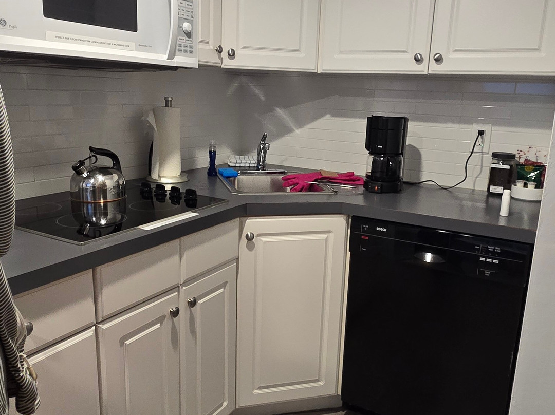 Pleasant Bay Village Resort主图