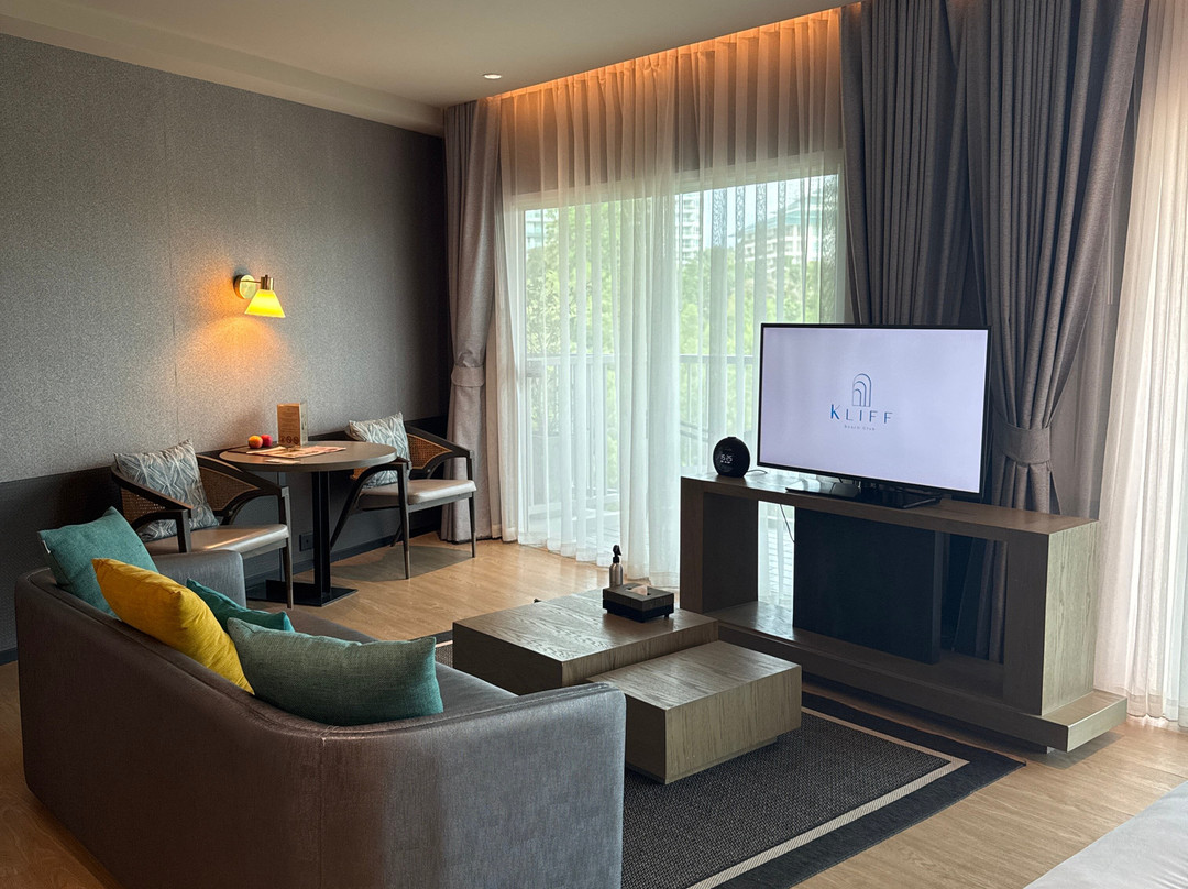 Cross Pattaya Pratamnak主图