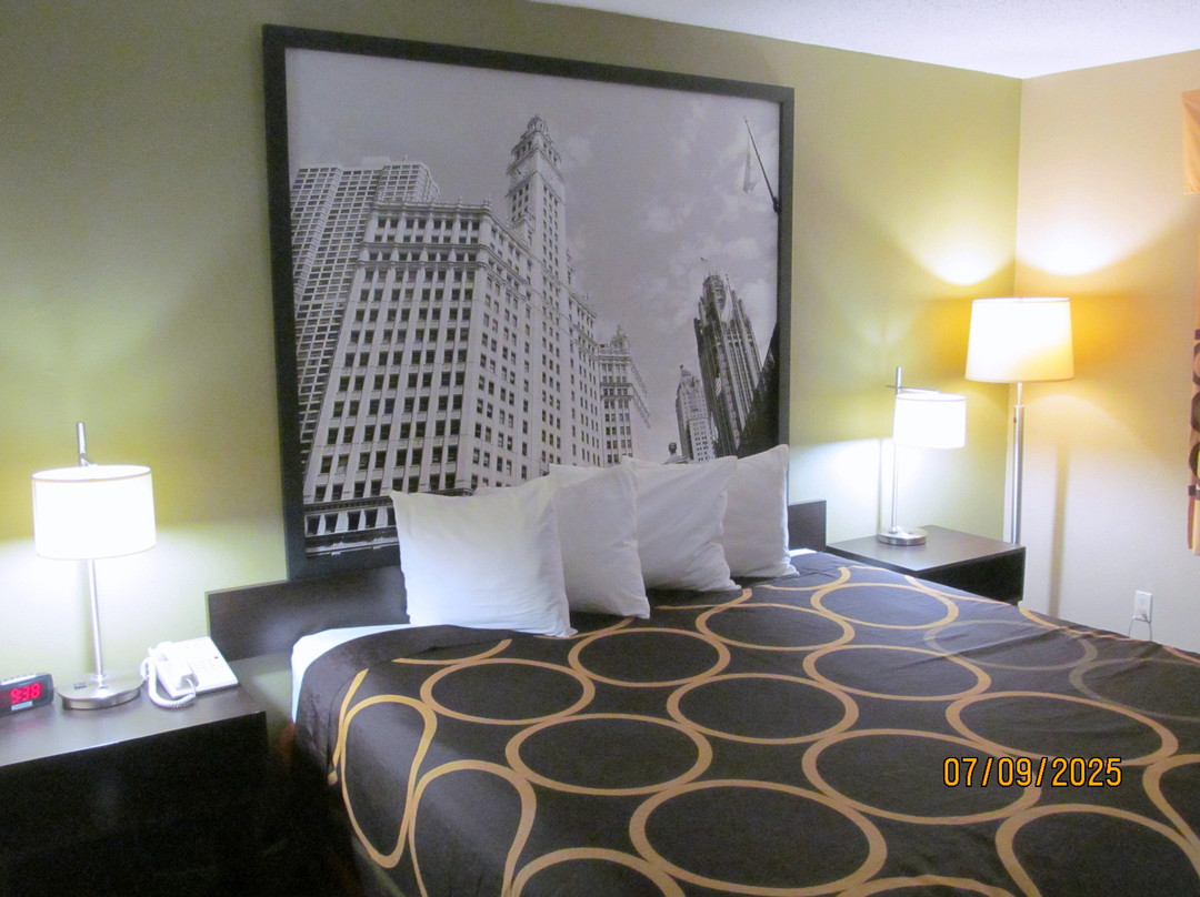 Super 8 by Wyndham Dwight主图