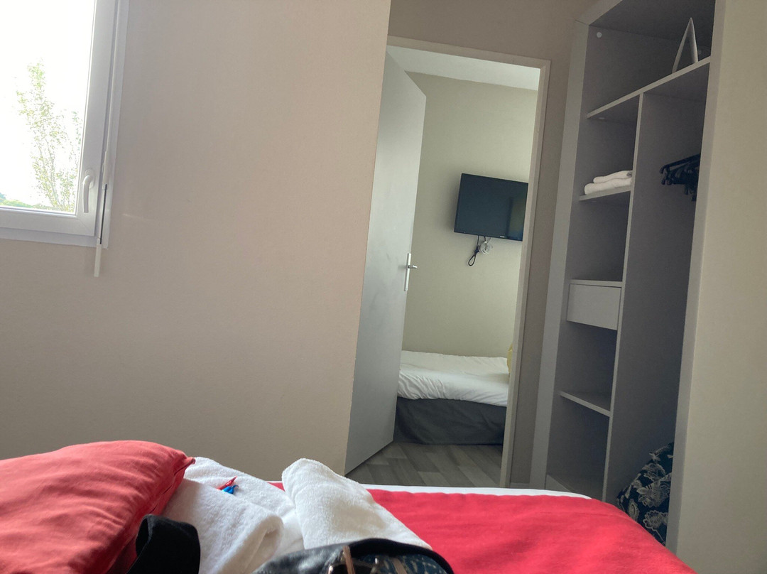 Adonis Hotel Bayonne主图