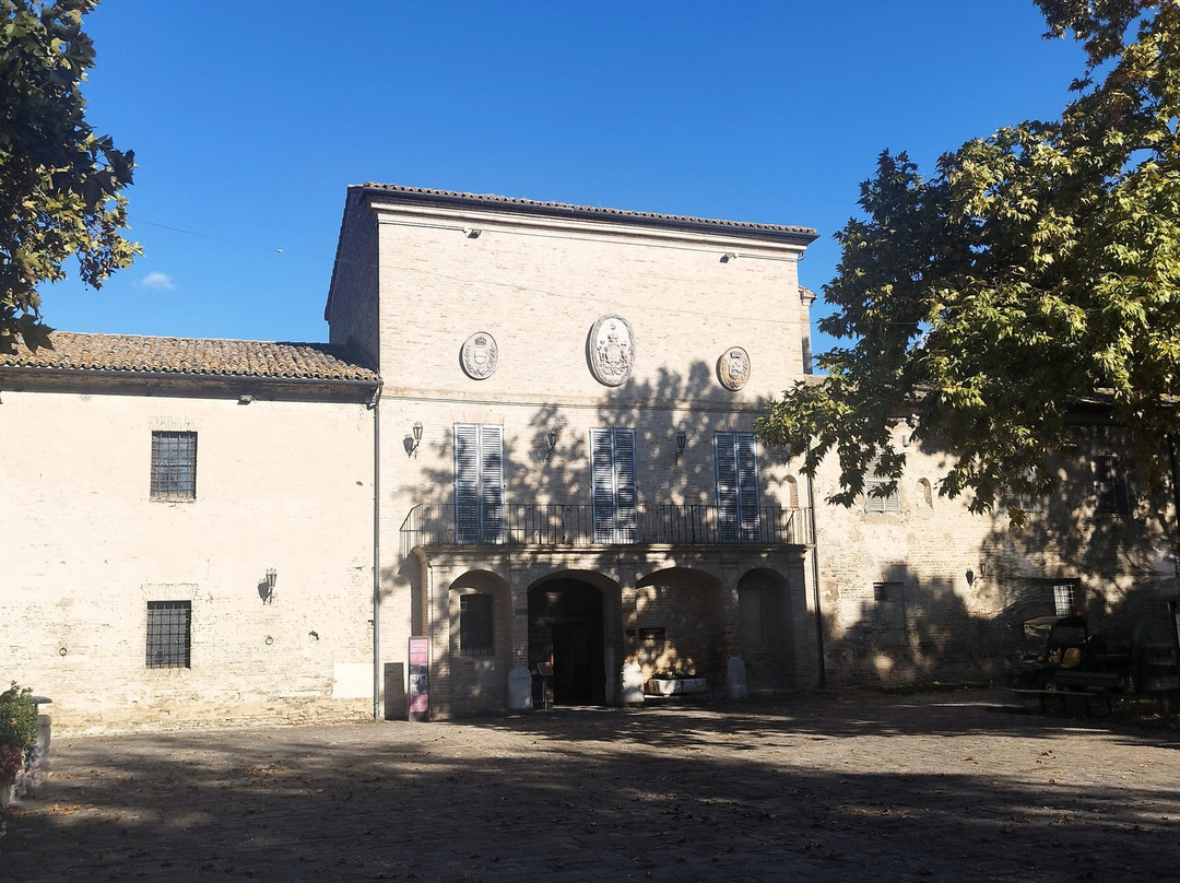 Abbazia Di Chiaravalle Di Fiastra-Urbisaglia必去景点