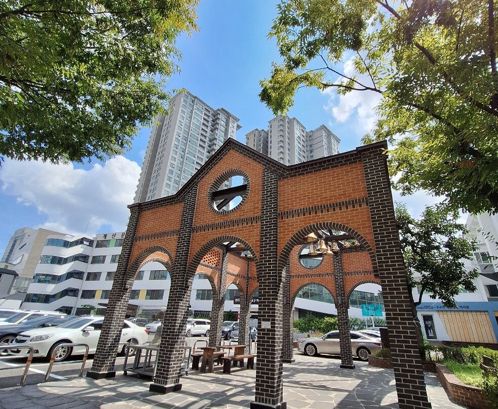 Gyesan Catholic Church-大邱必去景点