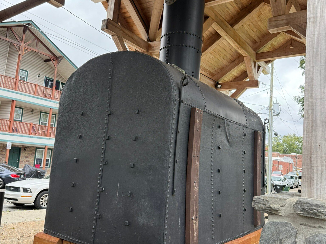 Chestatee River Diving Bell-达洛尼加必去景点