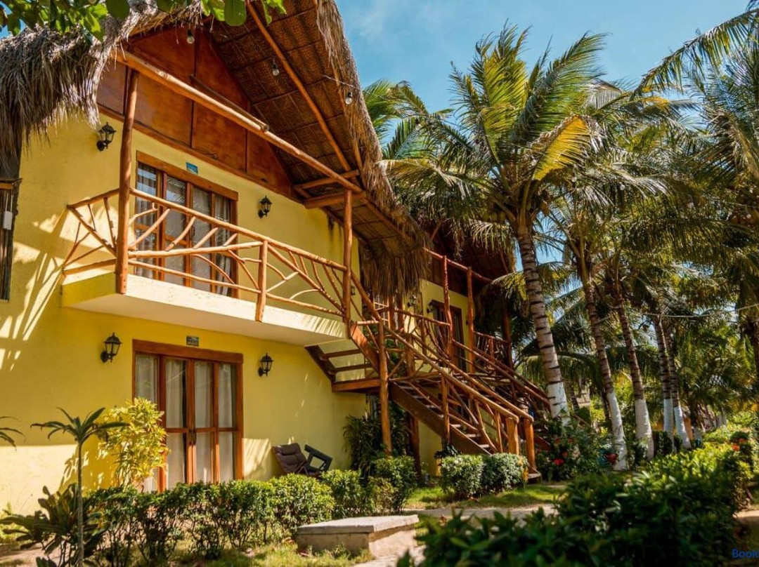 Waikiki Beach Hostel