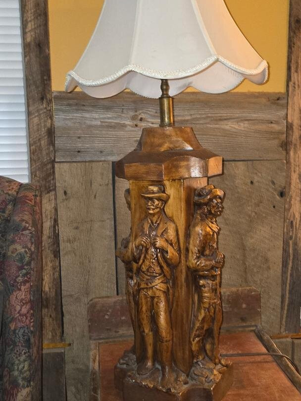 Rock Eddy Bluff Farm cabins主图