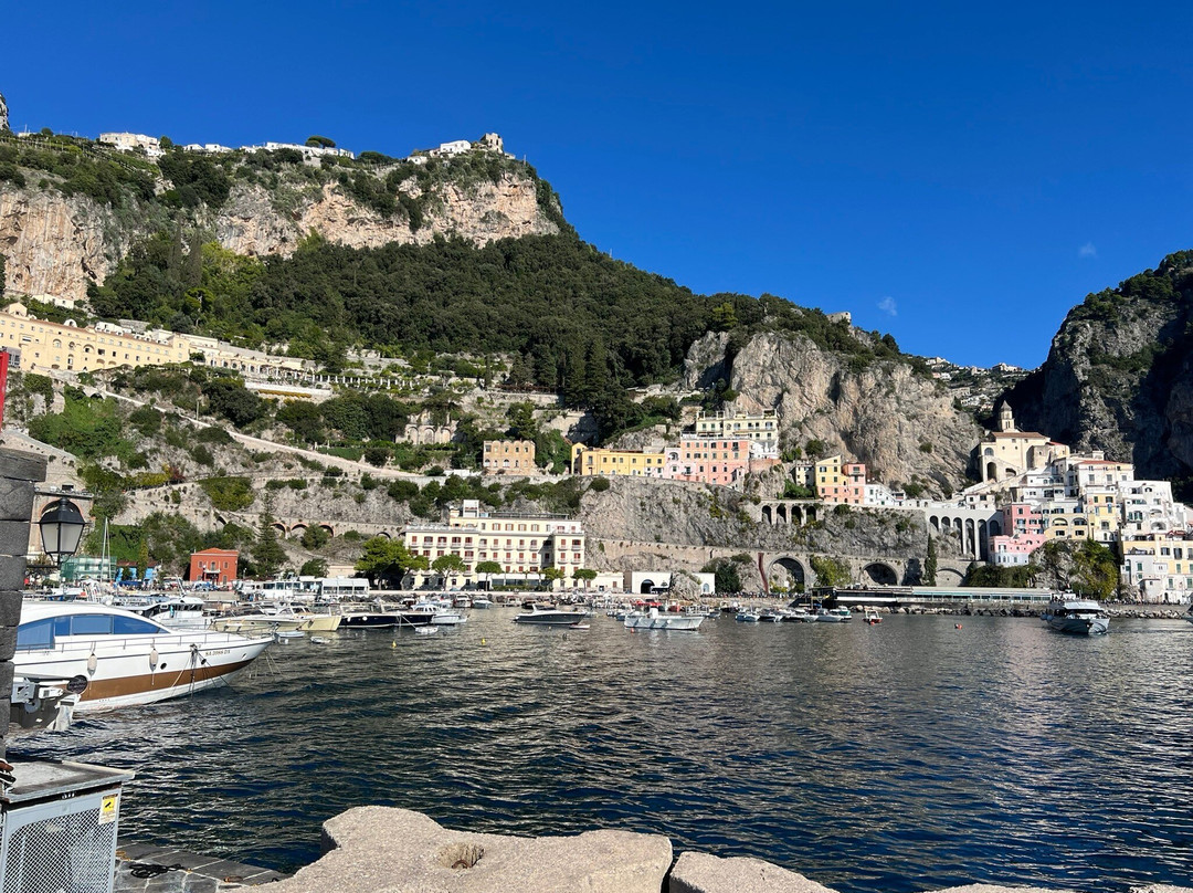 洛坎达阿玛尔菲海岸酒店主图