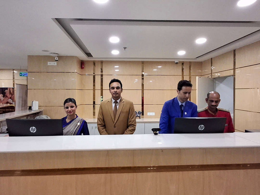 The Royal Bihar主图