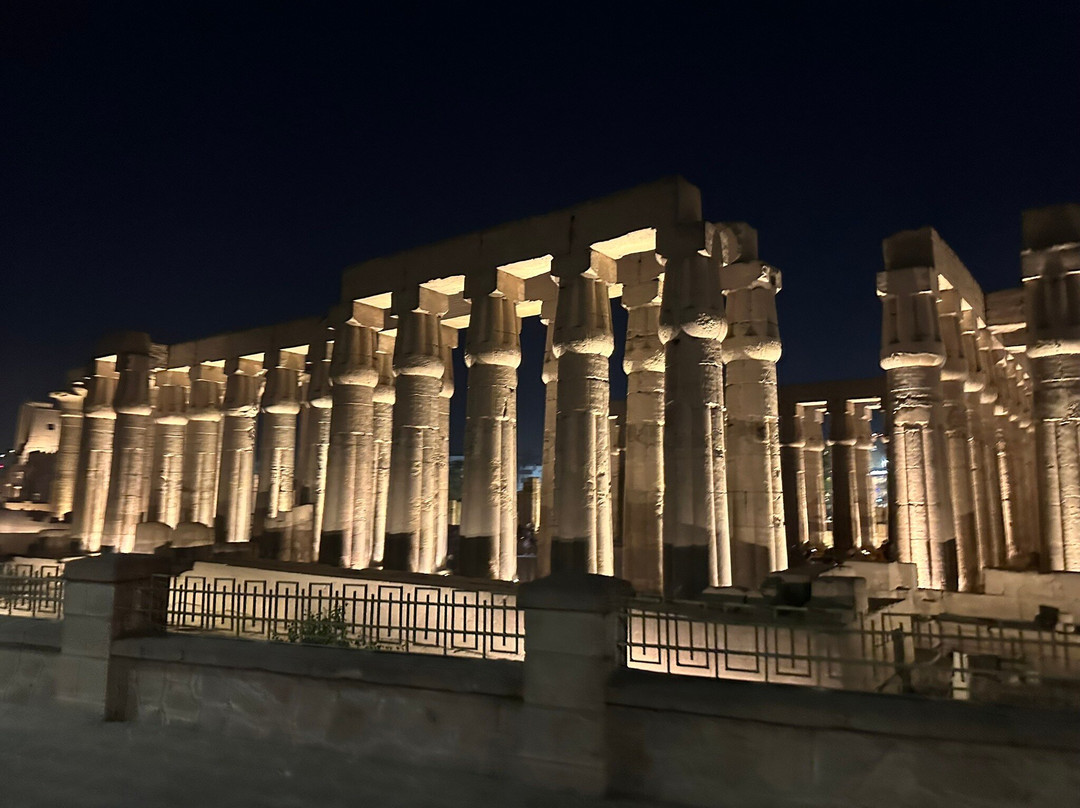 New Memnon Hotel主图