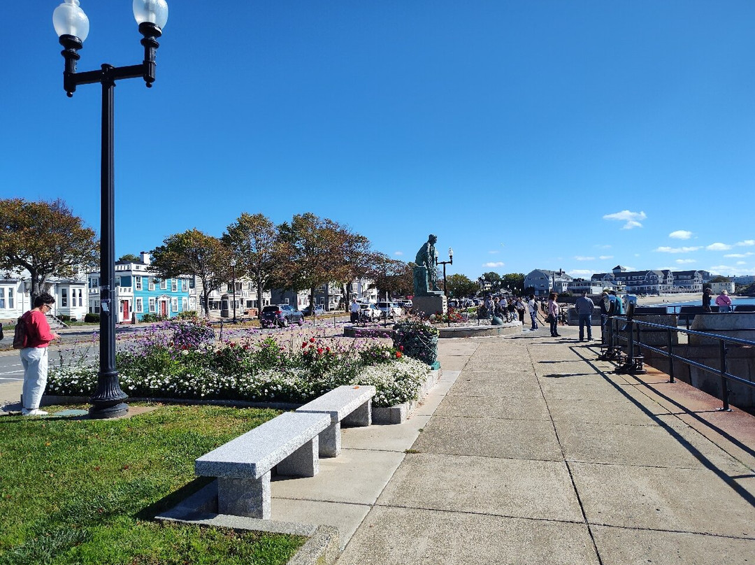 渔人纪念碑-格洛斯特必去景点