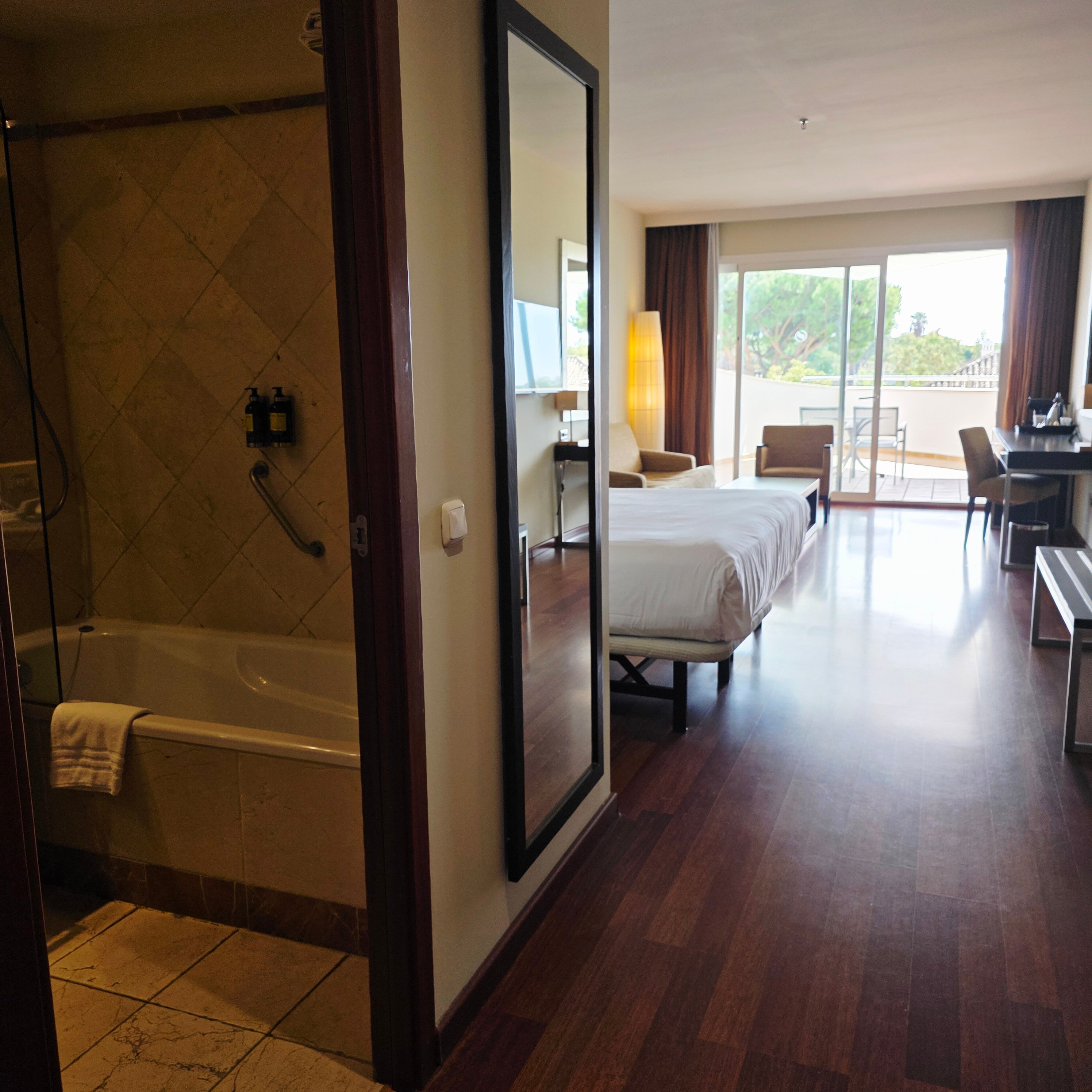 Senator Banús Hotel-官方