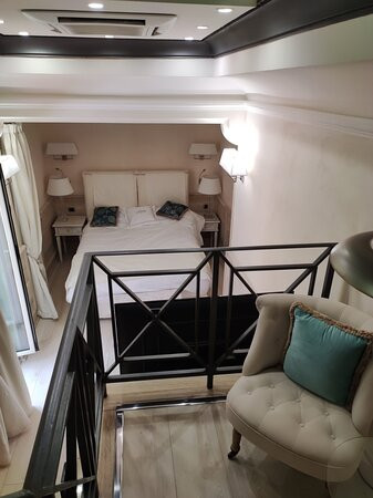 巴洛可酒店主图