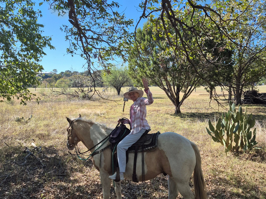 OUTLAW OUTFITTERS Horseback Adventures-Bandera必去景点