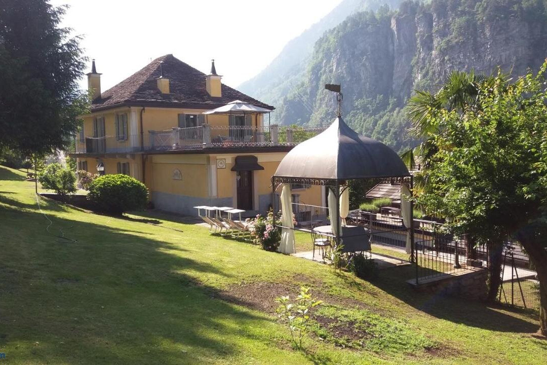 Varzo酒店住宿-B&B Dell'antica Osteria