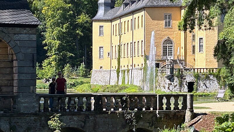 Schloss Dyck-Hochneukirch必去景点
