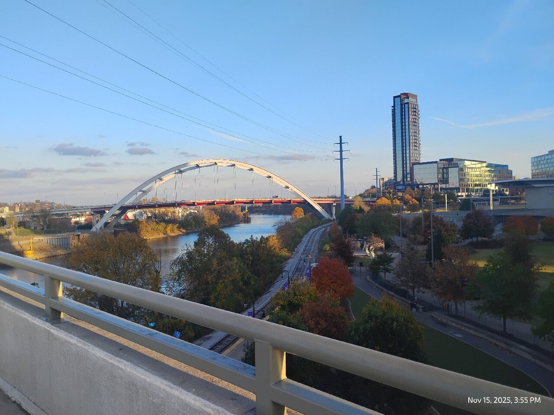 John Seigenthaler Pedestrian Bridge-纳什维尔必去景点
