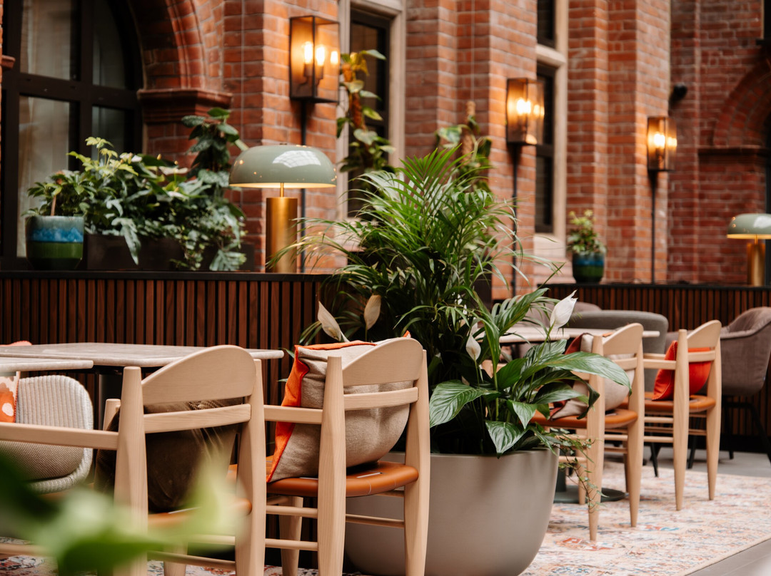 The Hobson Cambridge by Adina