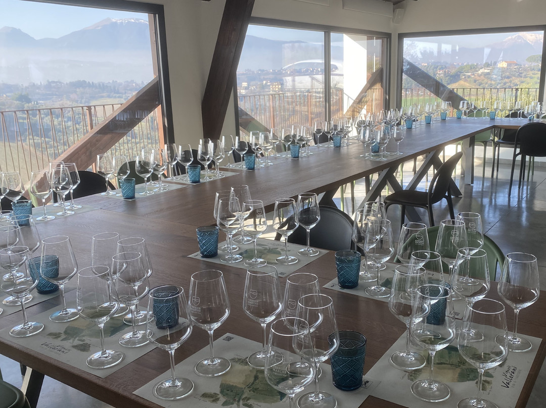 Vigneti Vallorani-Colli Del Tronto必去景点