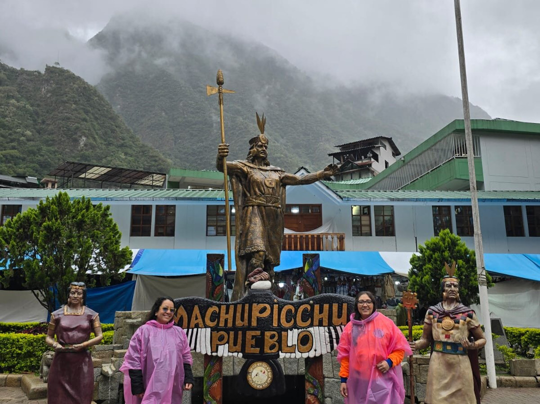 Llamitas Travel Agency-San Sebastian必去景点