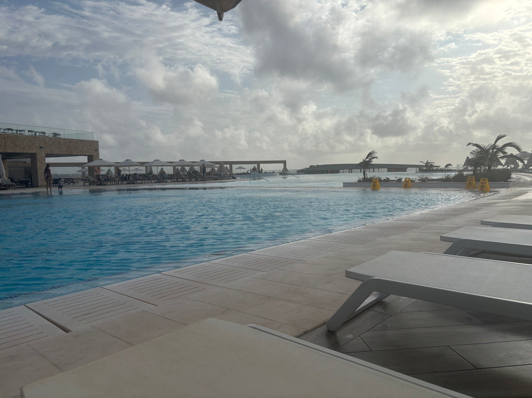 Royal Horizons Ponta Sino