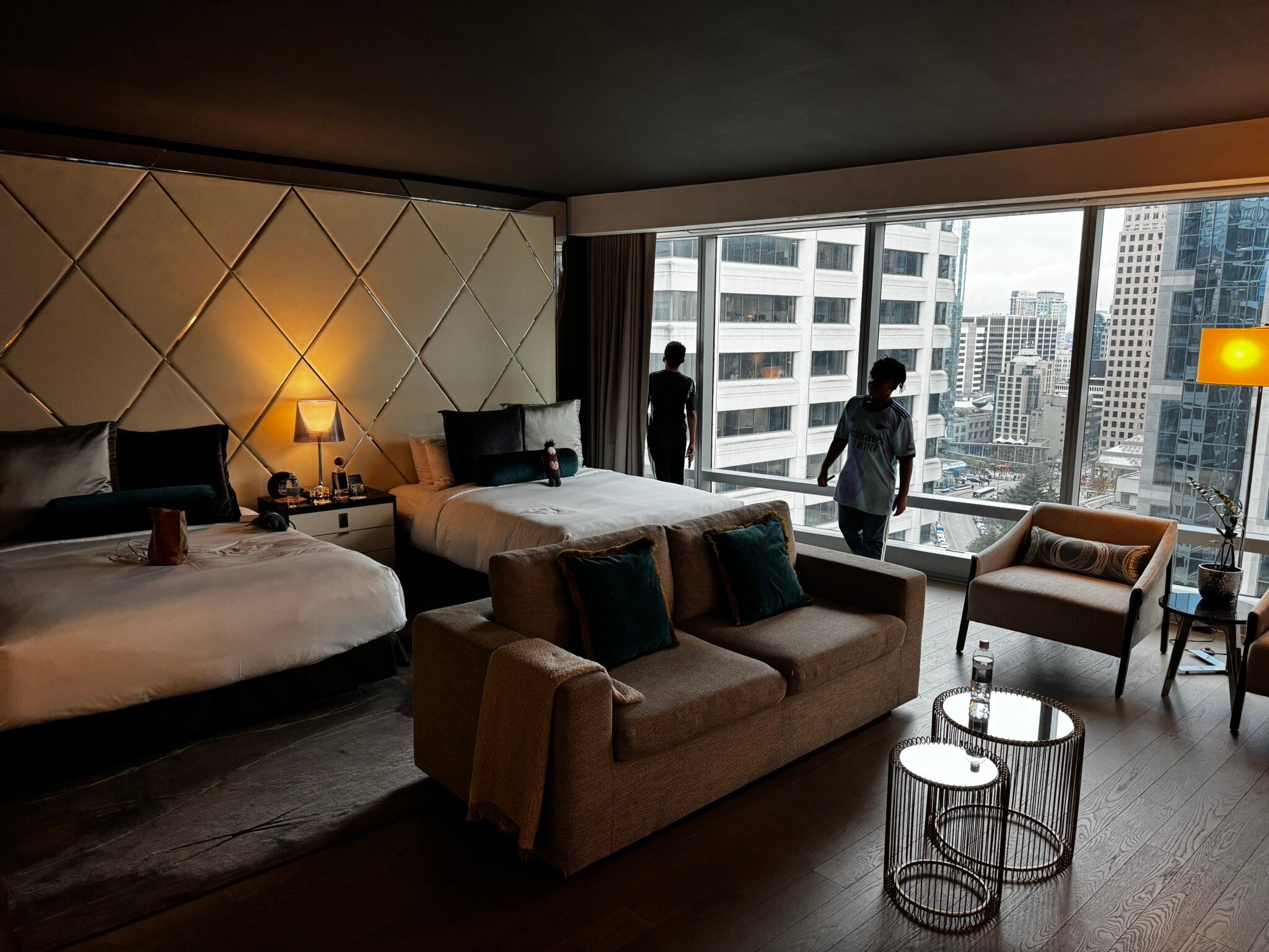 Paradox Vancouver-官方