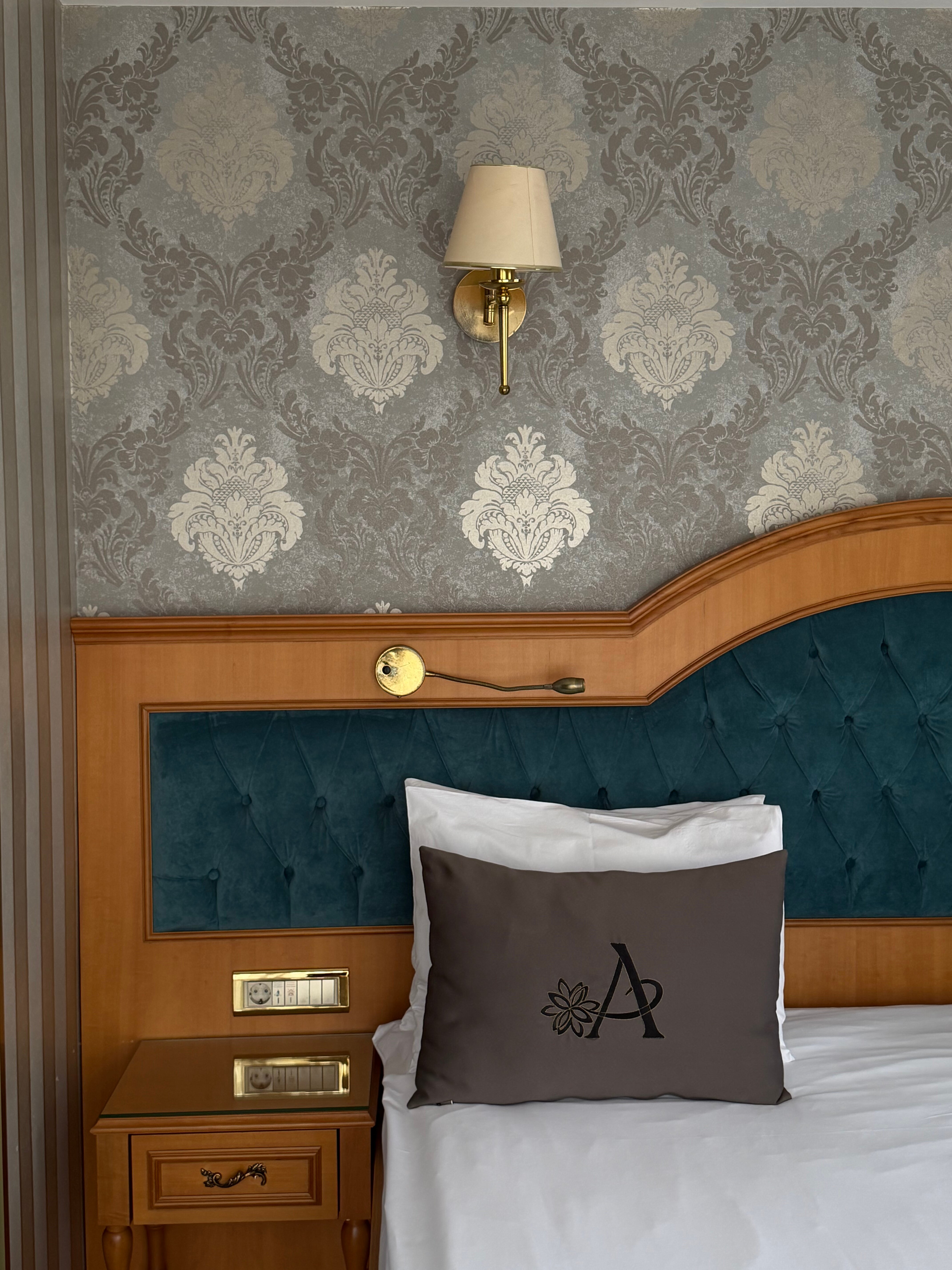 Aprilis Gold Hotel-官方