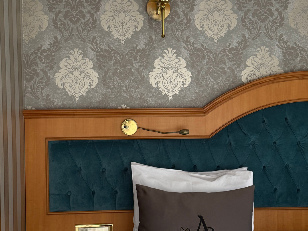 Aprilis Gold Hotel主图