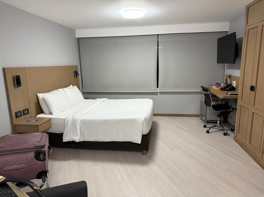 丹恩卡尔顿卡利酒店主图