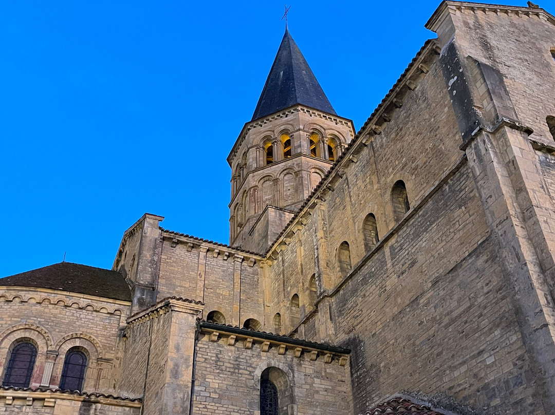 Basilique du Sacré-Coeur-Paray Le Monial必去景点