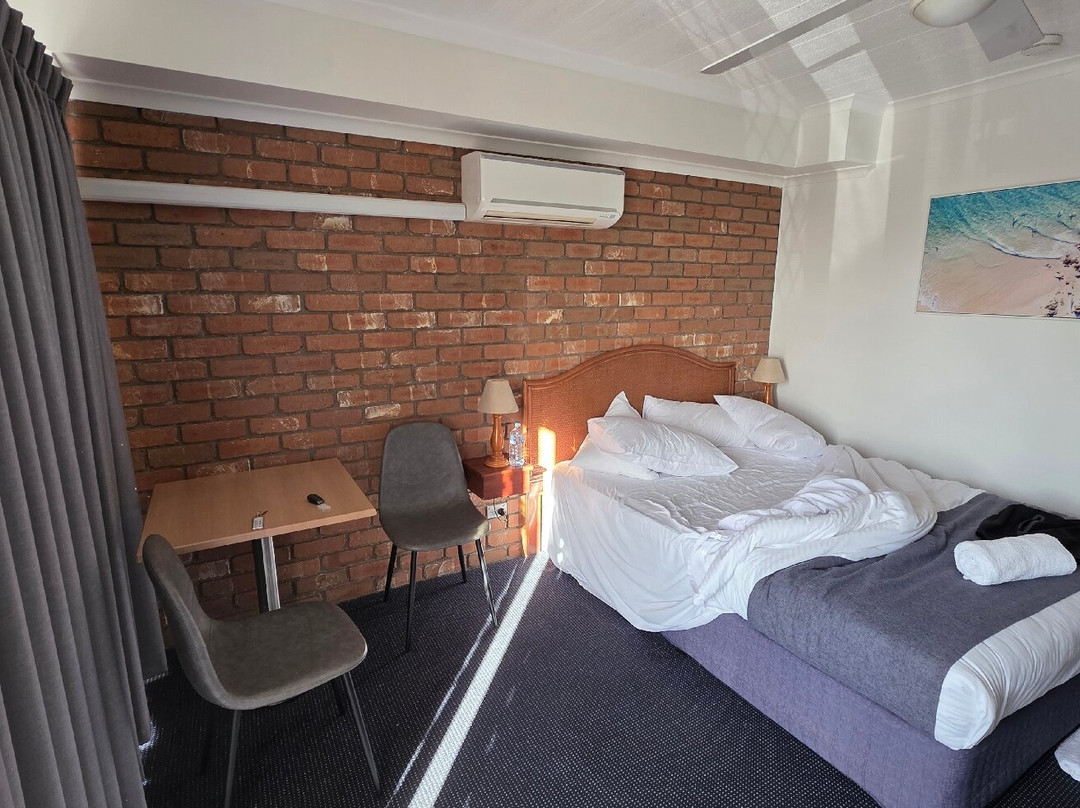 蓝宝石水域汽车旅馆主图