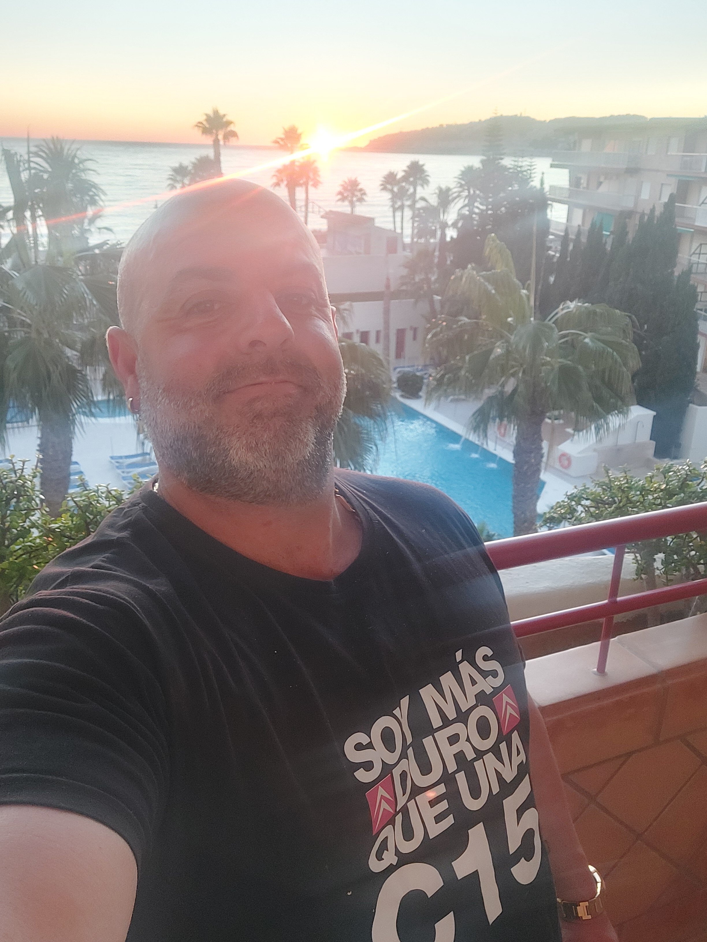 阿妙尼卡海滩温泉酒店-官方