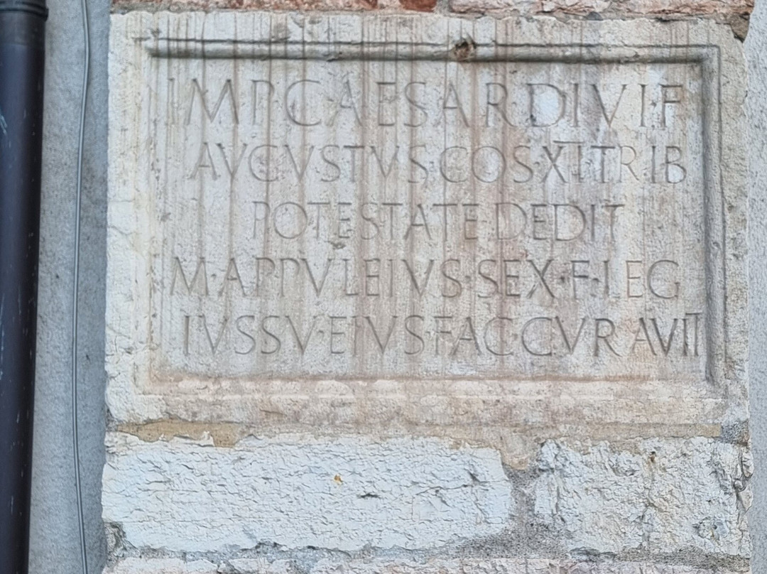 Parrocchia dell'Antica Abbaziale di Sant'Apollinare-特伦托必去景点