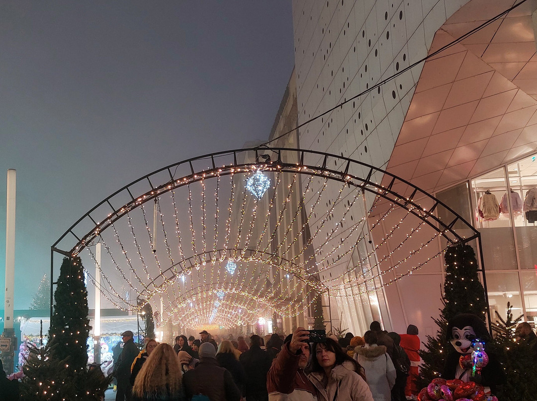 Emma West Hotel主图