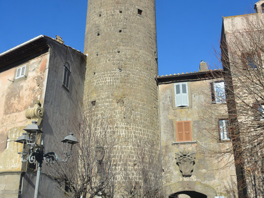 Torre dell'Orologio-Bagnaia必去景点