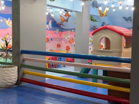 沙努尔普莱姆广场套房酒店-巴厘主图