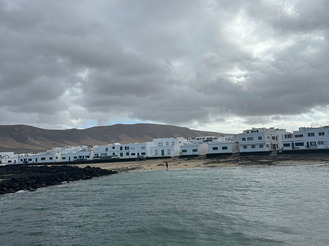 Famara Beach-兰萨罗特必去景点