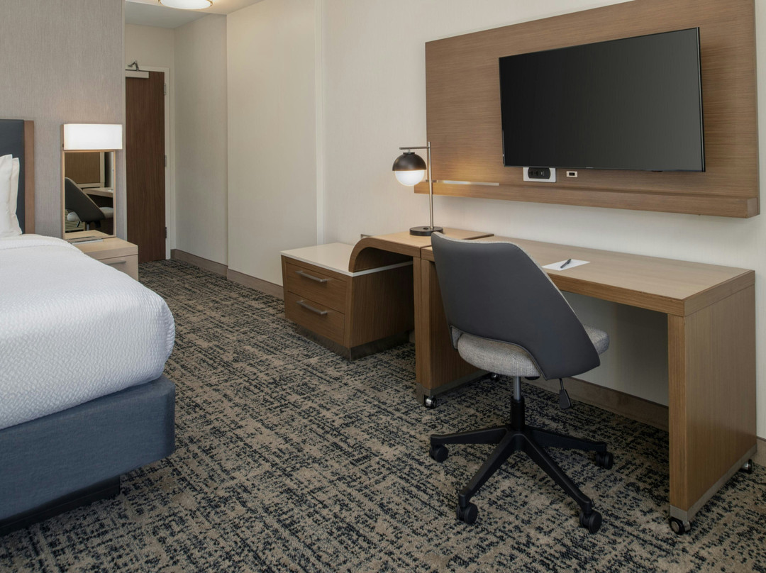 Courtyard by Marriott Houston City Place主图