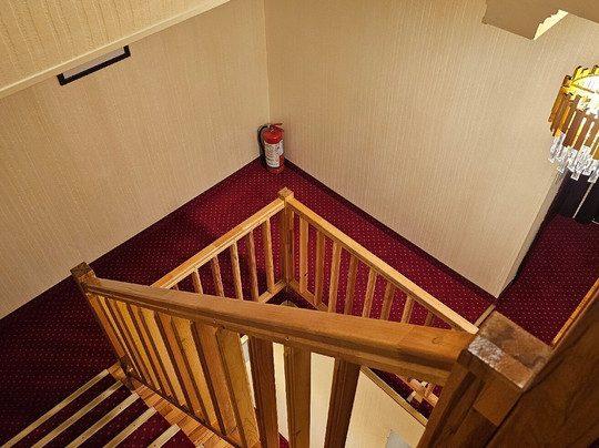 Complex Parc Pini Moinesti主图