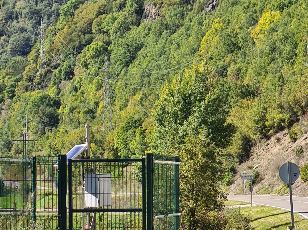Esglesia de Santa Maria de Cardet-Cardet必去景点
