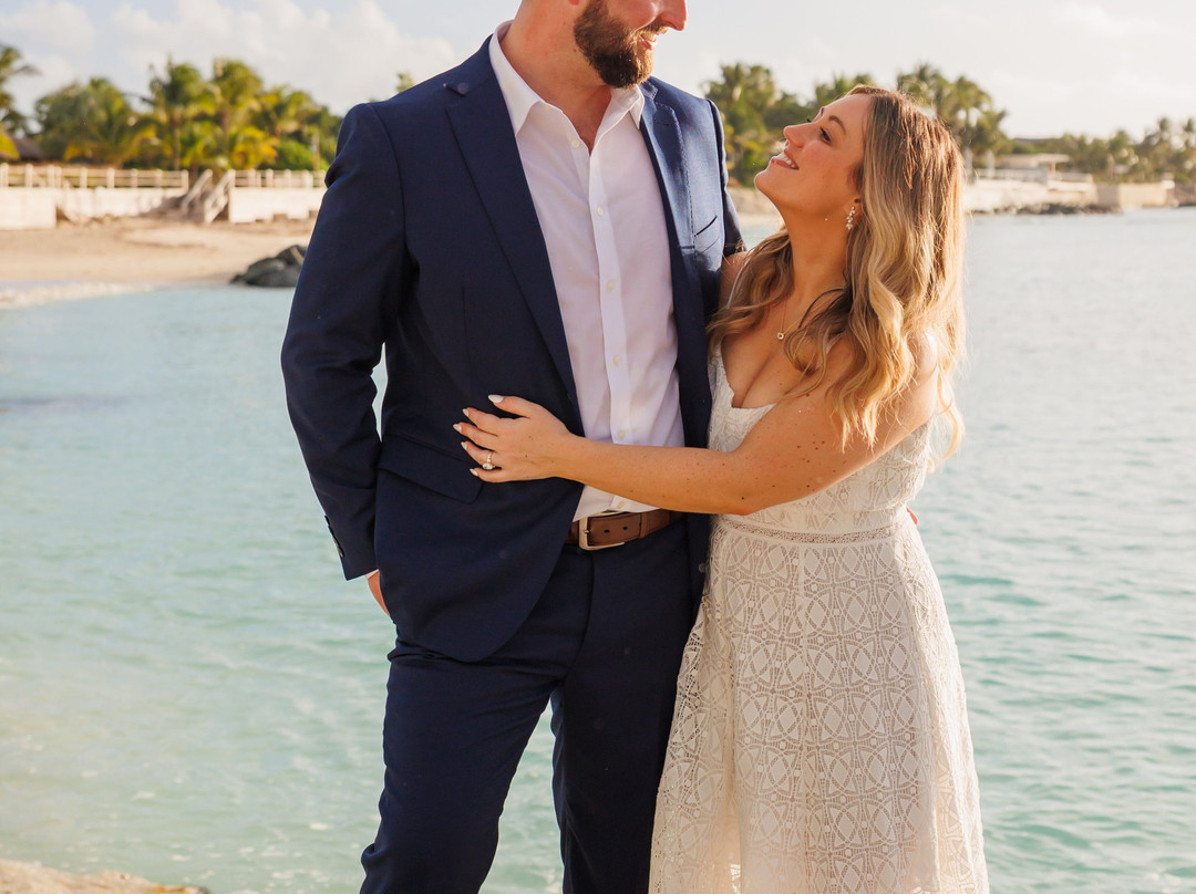 Brilliant Studios Ltd-普罗维登西亚莱斯必去景点