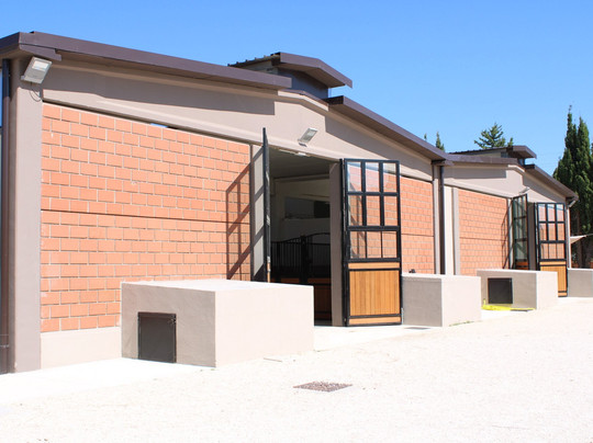 Maneggio Rio Tavo-Citta Sant'Angelo必去景点