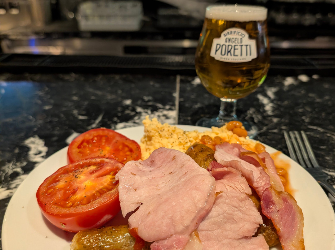 Plaza Premium Lounge Heathrow T5 Departures-伦敦必去景点