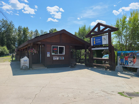 Lumby & District Chamber of Commerce and Visitor Centre