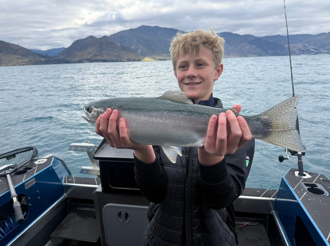 Catch a Fish - Premium Eco-friendly Fishing Charters Lake Wānaka & Lake Hāwea-瓦纳卡必去景点