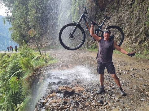 Gravity Bolivia-拉巴斯必去景点