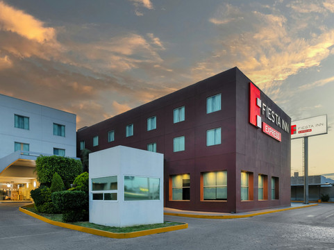 Estacion Catorce酒店住宿-Fiesta Inn Express San Luis Potosi Oriente