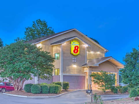 Free Union酒店住宿-Super 8 by Wyndham Charlottesville