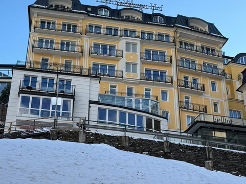 萨尔茨堡霍夫酒店主图