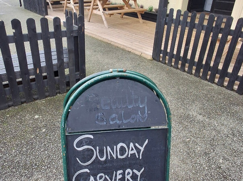 Dolphin Hotel Felixstowe主图