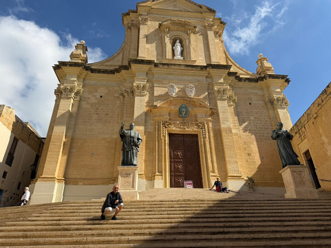 St. George's Basilica-Victoria必去景点