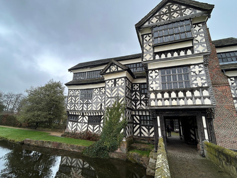 Little Moreton Hall-康格尔顿必去景点
